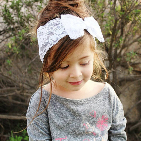 Exclusivamente bonito e fácil penteados idéias para sua filha adorável