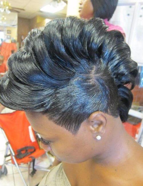 70 penteados curtos para mulheres negras