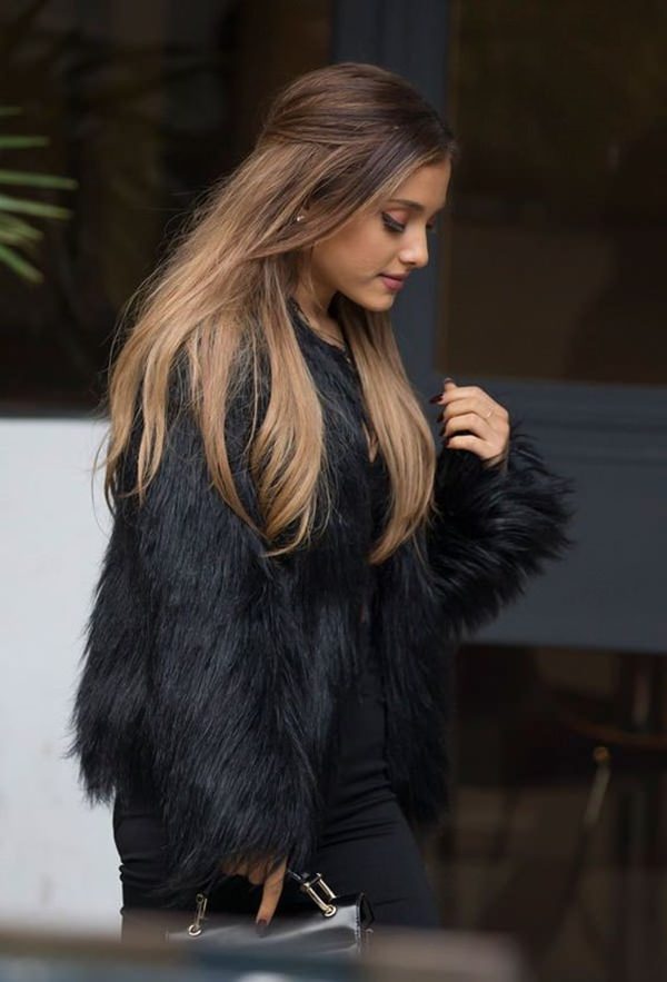 54 surpreendentes Ariana Grande penteados e idéias de cores