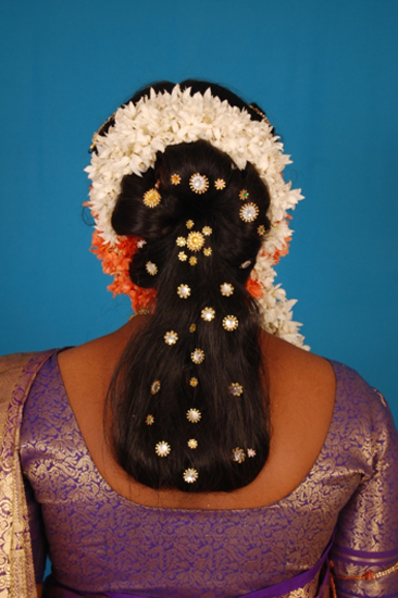 Inspirando 15 penteados nupciais indianos