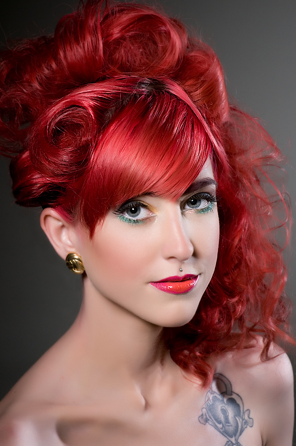 Idéias de penteado de cor vermelha exclusiva para meninas à moda