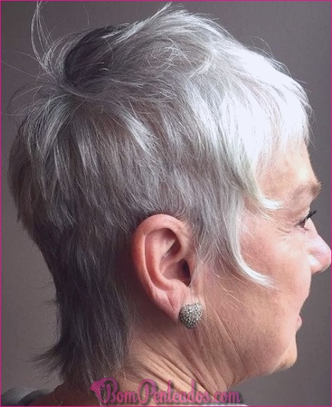15 penteados curtos para mulheres acima de 50 anos