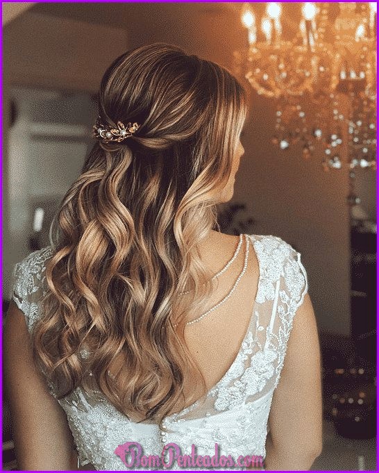Penteados de casamento para celebrante de cabelos longos para o casamento do dia