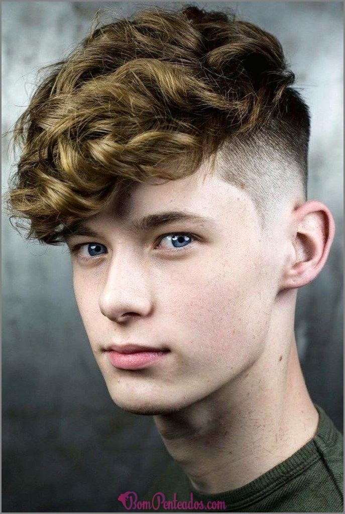 Penteados adolescentes homens peitos
