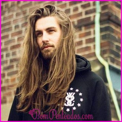 Melhores penteados para homens com cabelos longos