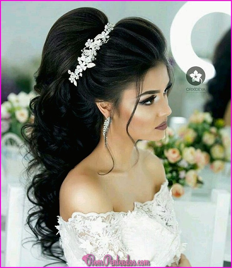 Penteados de casamento para noivas longas cabelos