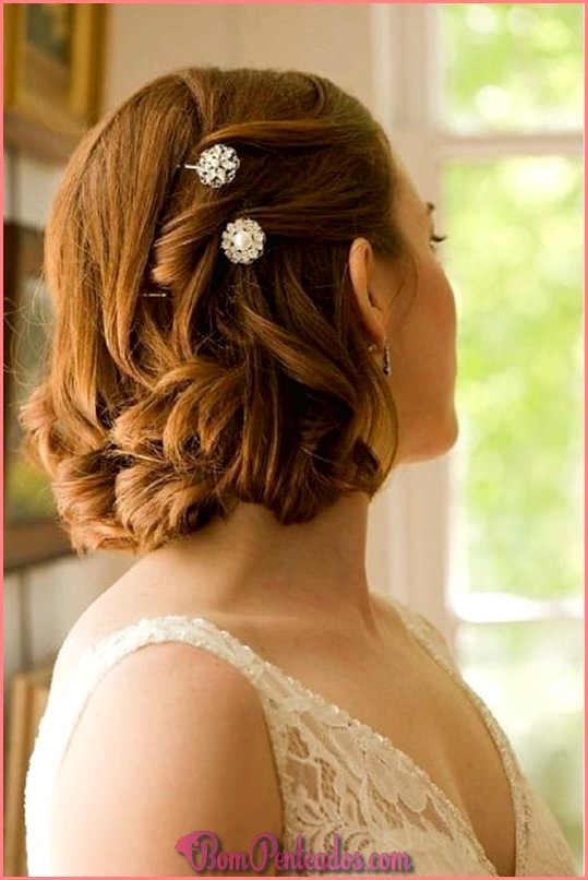 Penteados de casamento para noivas com cabelo curto