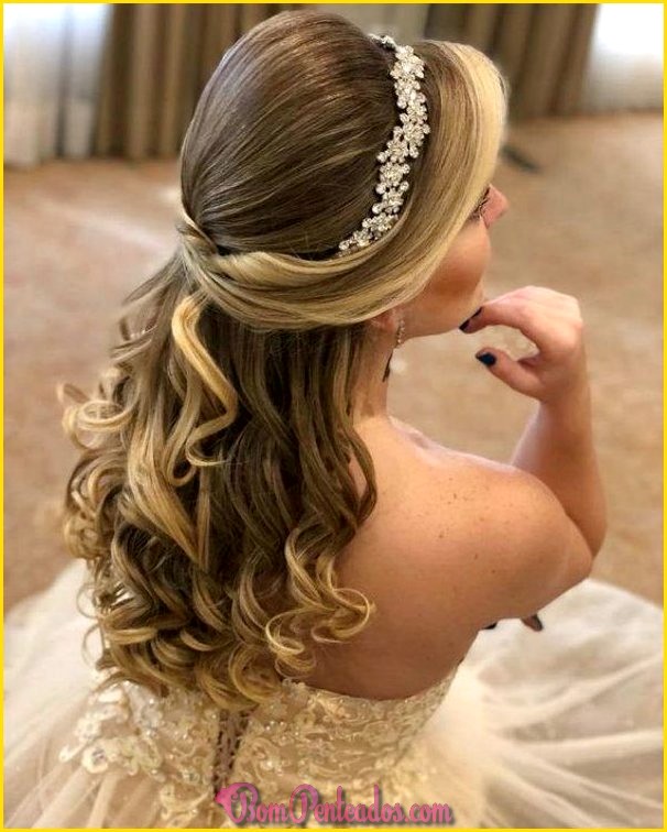 Penteados para noivas de casamento com cabelo curto