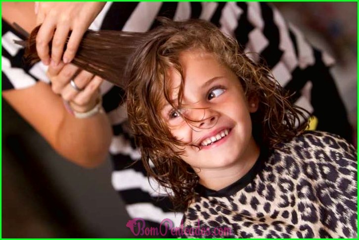 Corte de cabelo e penteados para crianças em San Caetano